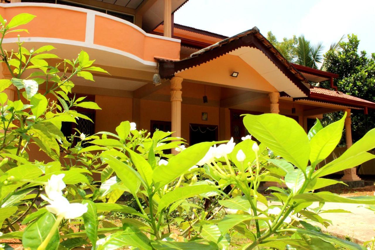 Ashoka Villa Jaffna Bagian luar foto